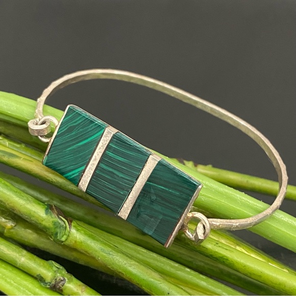 Vintage Silver-tone Malachite Bangle Bracelet - Picture 1 of 11
